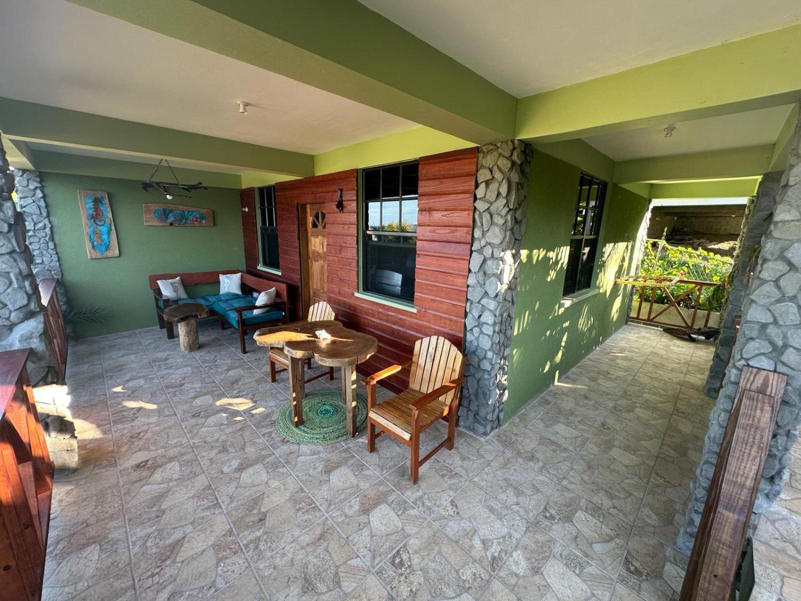 Orchid Resort Ltd Guillet المظهر الخارجي الصورة